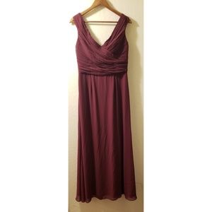 Floor length dress wine, V neckline prom, wedding